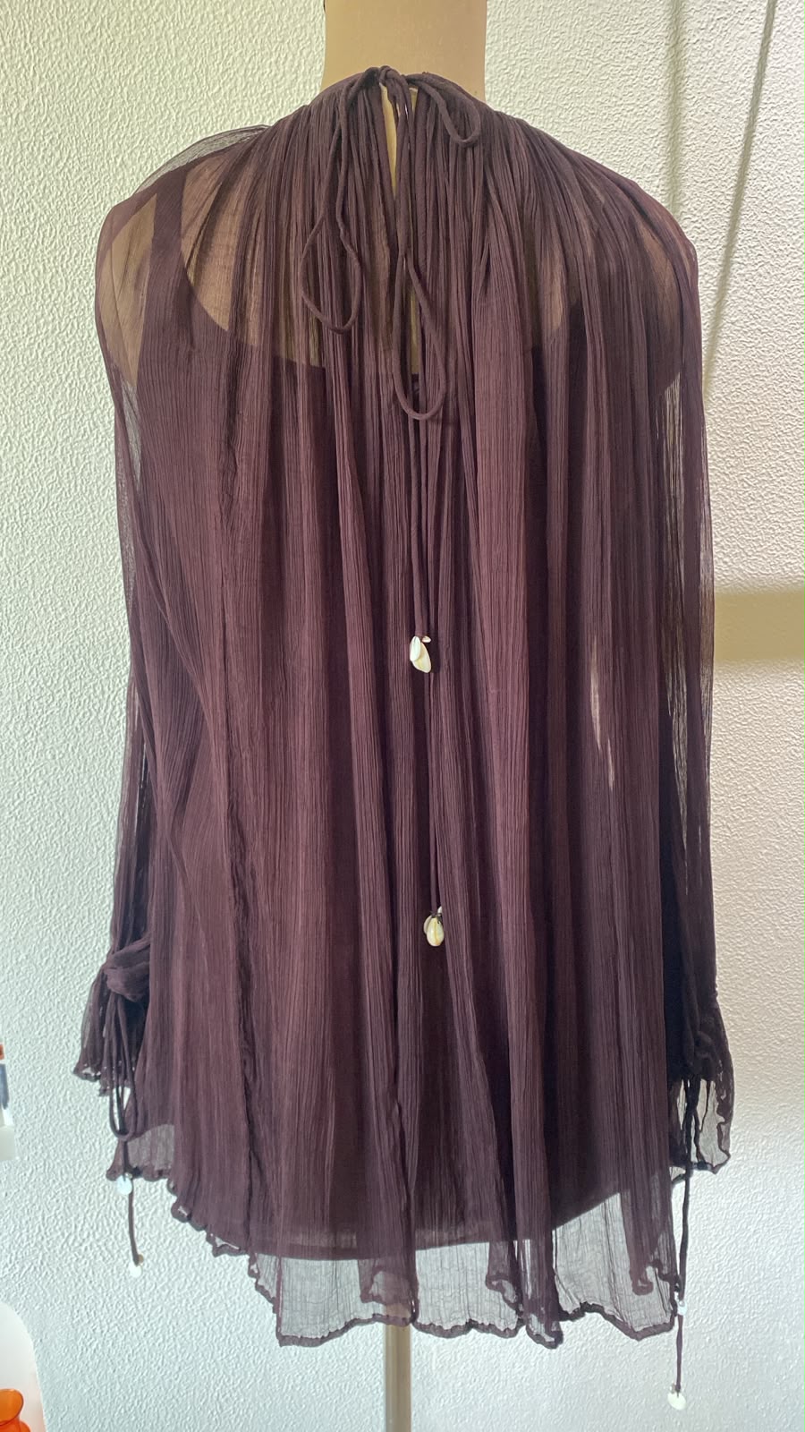 Very peri in Brown